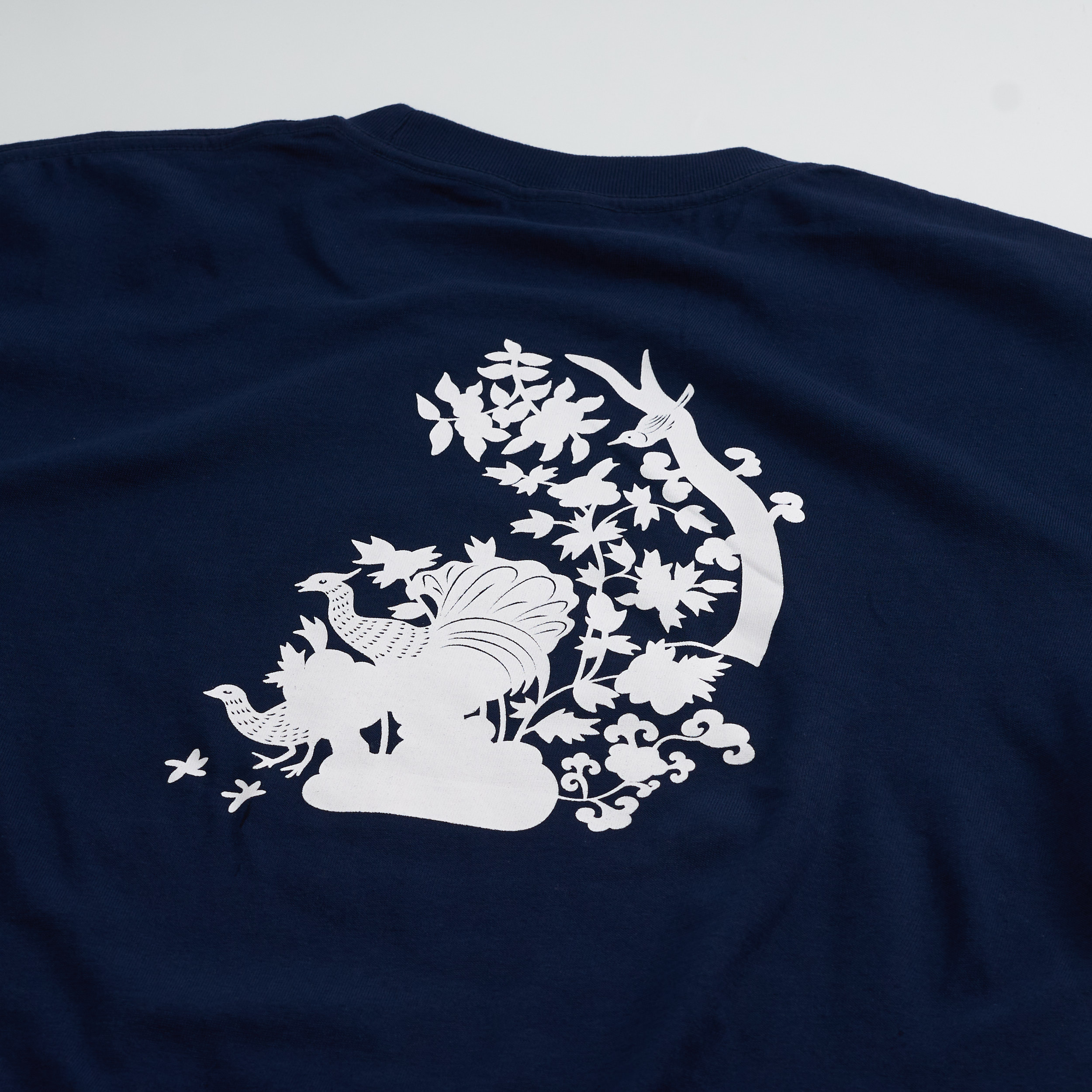 T-shirt 青花(藏青)  Blue and White Porcelain T-shirt (Navy Blue)